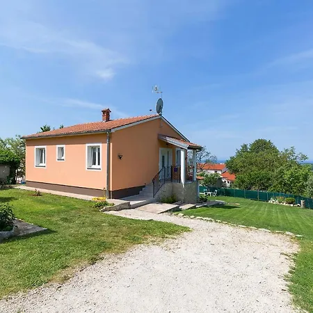 Apartment House Anna Porec