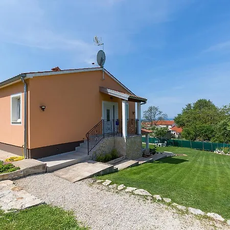 Appartement House Anna