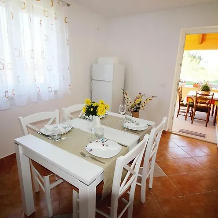 Appartement House Anna *