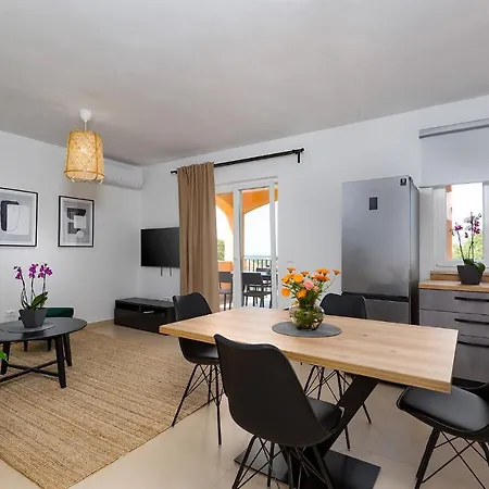 House Anna 아파트 포레치