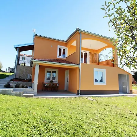 House Anna 아파트 포레치